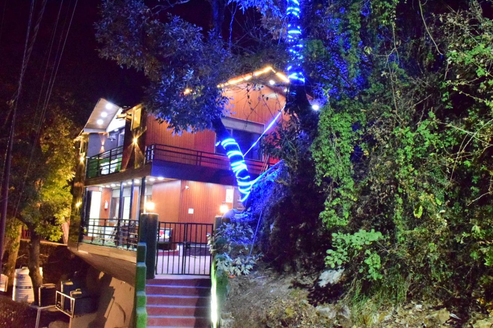 Rudhraksh Villa 4Br- Perfect Vacay Villa มัสซูรี ภายนอก รูปภาพ
