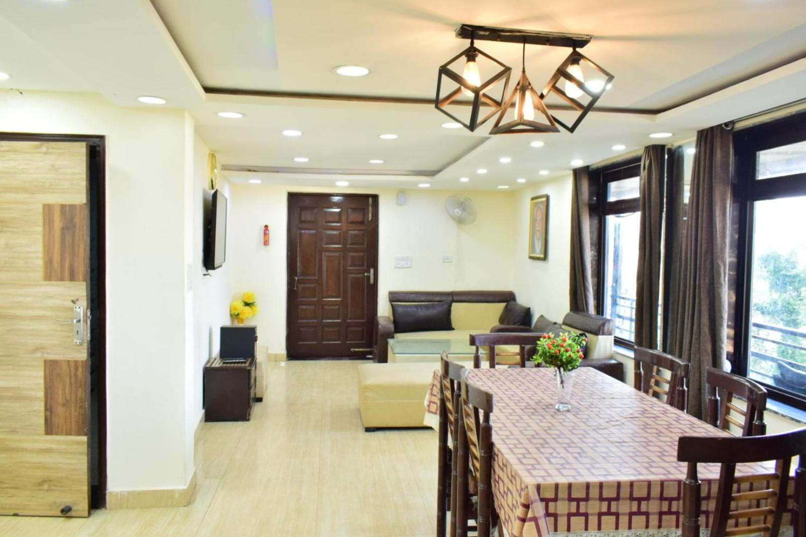 Rudhraksh Villa 4Br- Perfect Vacay Villa มัสซูรี ภายนอก รูปภาพ